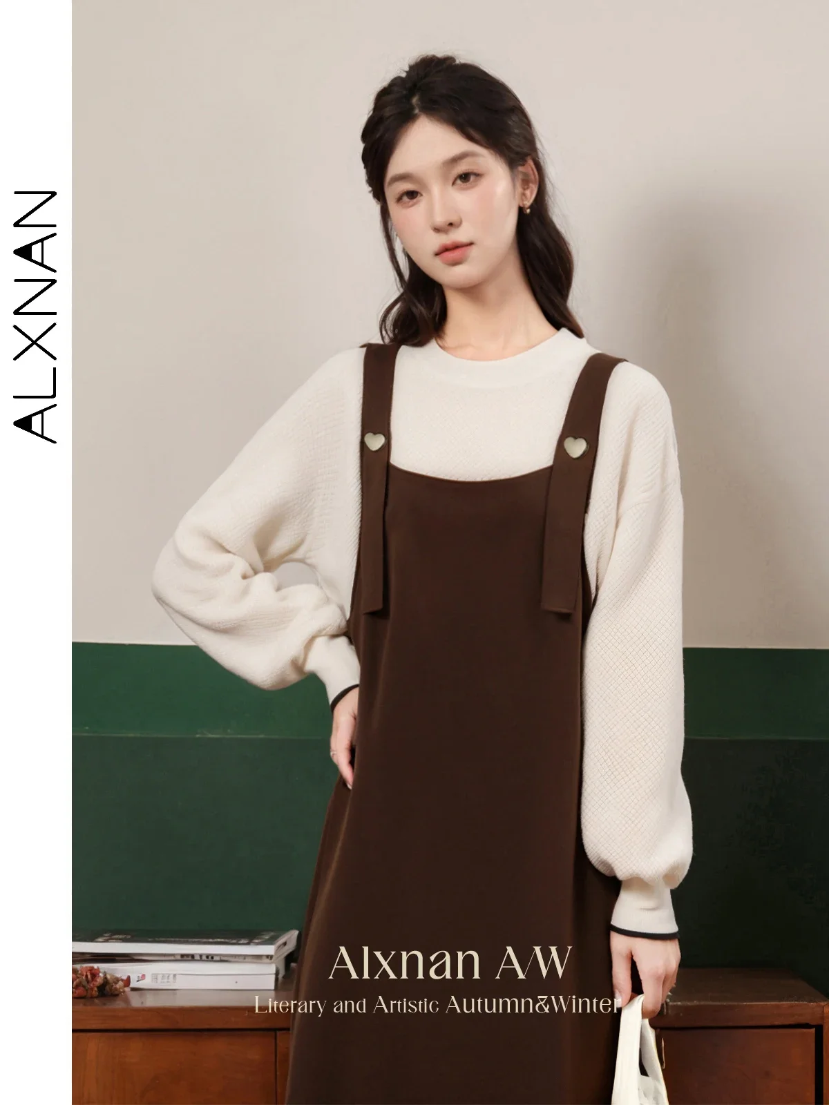 

ALXNAN Beige Pullovers Autumn Lantern Sleeves Round Neck Knitted Sweater Casual Versatile Sold Separately Woman's Tops A00605SY