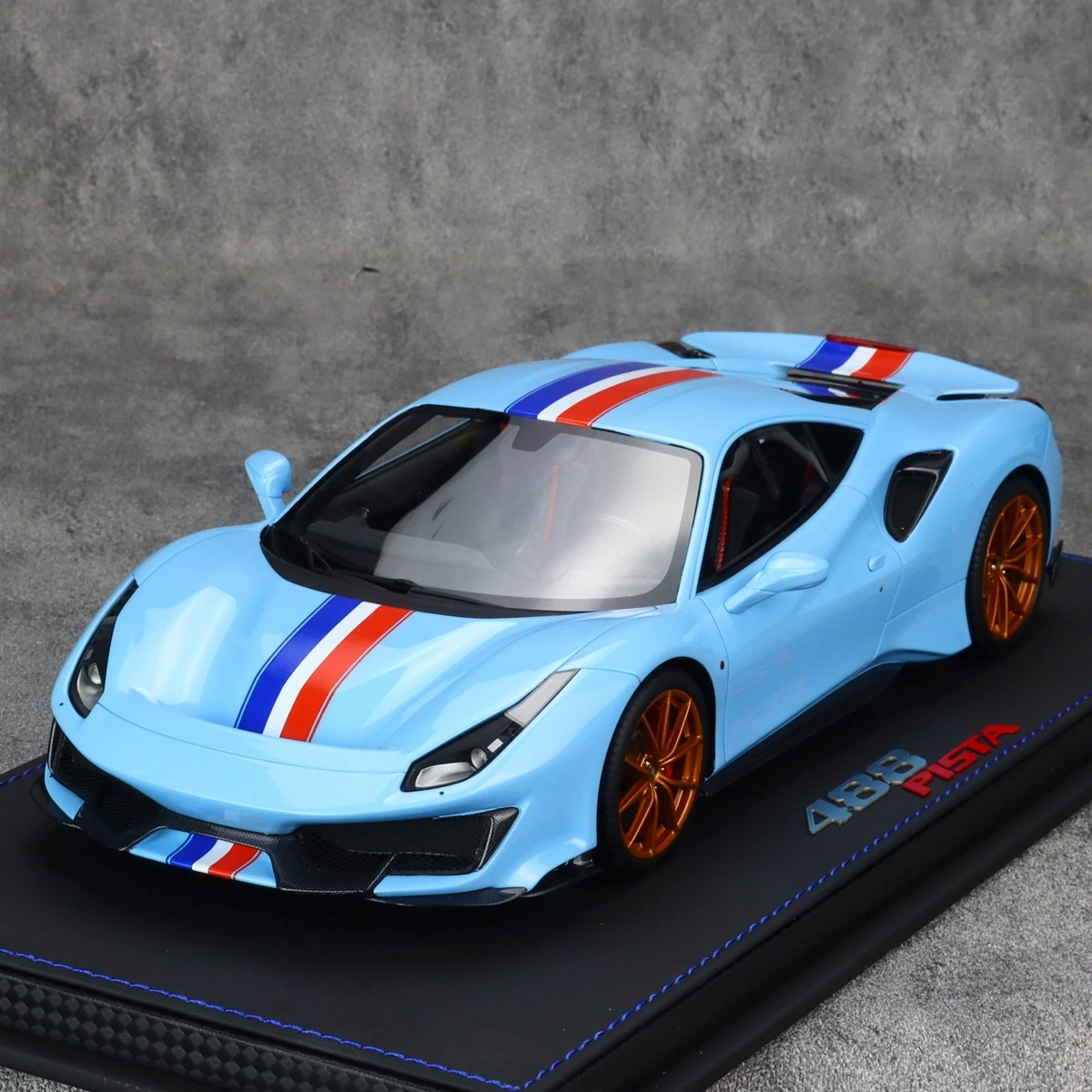 

BBR 1:18 488 Pista French Flag Tricolor Decal Simulation Limited Edition Resin Metal Static Car Model Toy Gift