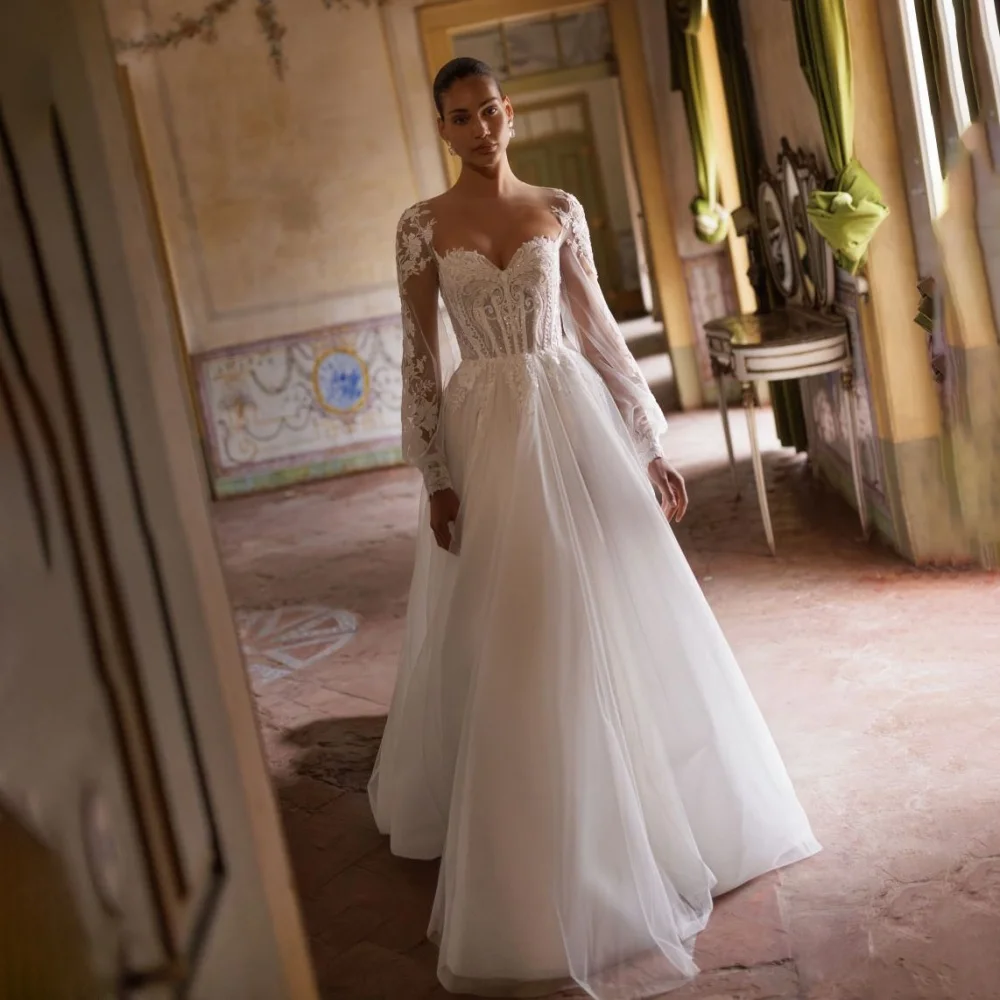 

Customized Button Wedding Dresses Sweetheart For Women Charming Simple Lace Applique Tulle Bridal Gowns Bow Vestidos De Novia