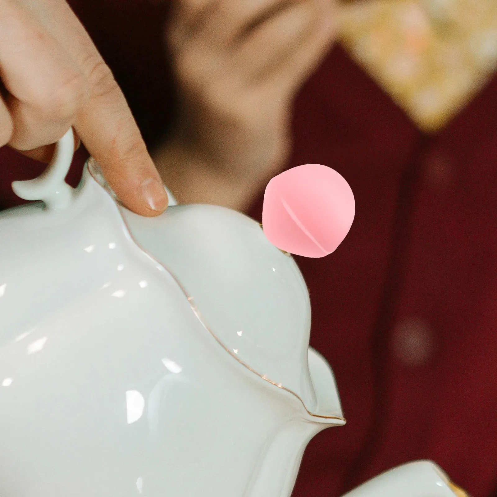 

4Pcs Anti-Scald Silicone Tea Pot Lid Knob Covers Heat Resistant Kitchen Accessories Tea Kettle Handle Protectors