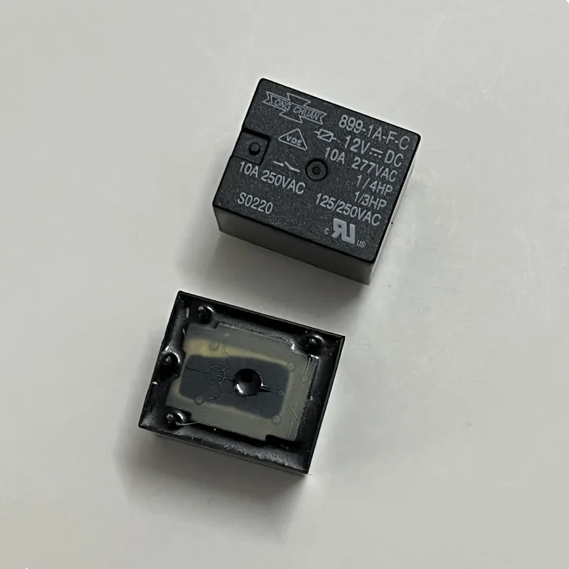 2 sztuk 899-1A-F-C-12VDC 899-1A-F-CE-24V przekaźnik DIP4 nowy oryginalny