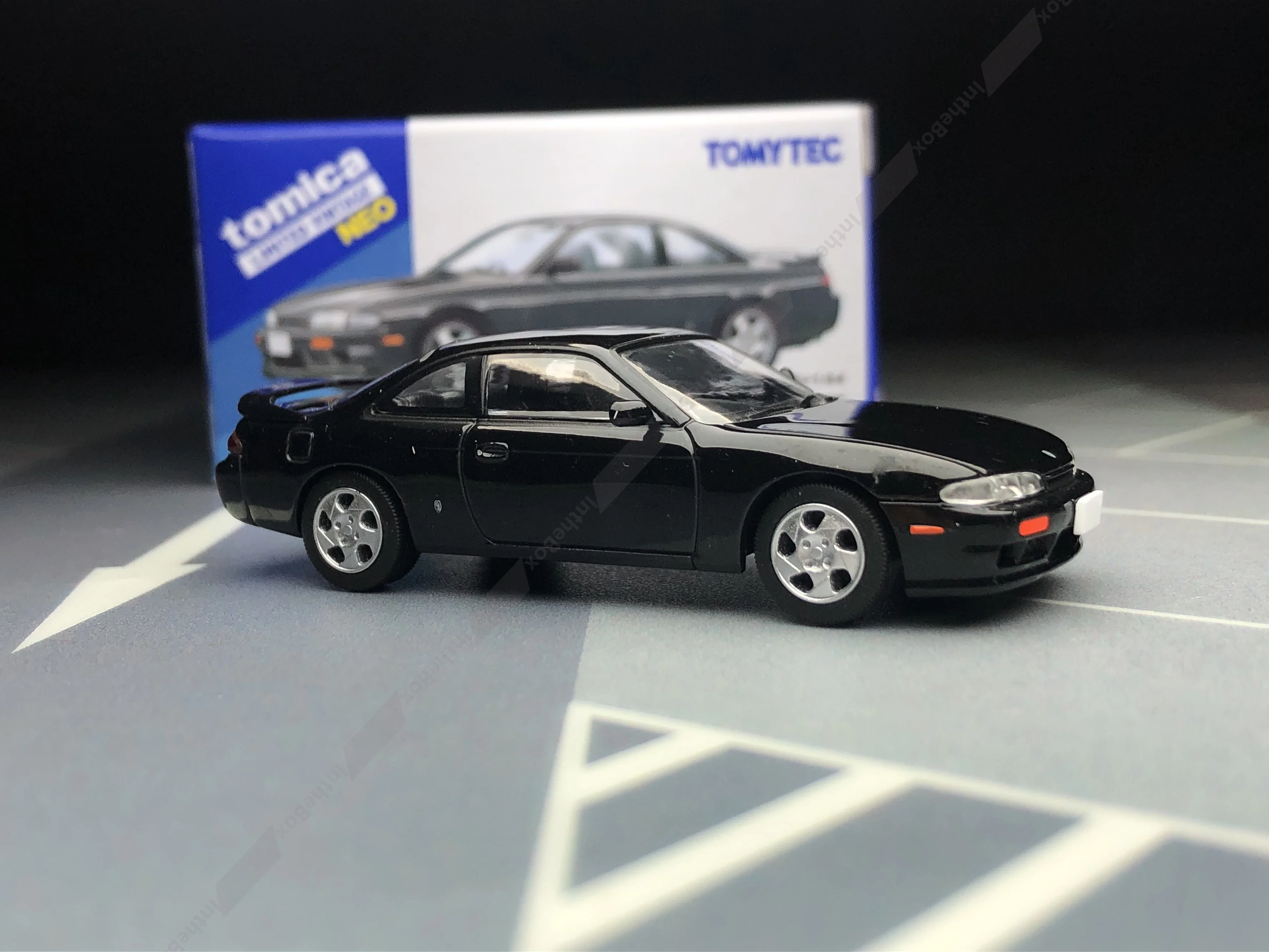 Tomica Limited Vintage Neo Tomytec LV-N333a Silvia Q's Aero Diecast Model Car Collection Limited Edition Hobby Toys