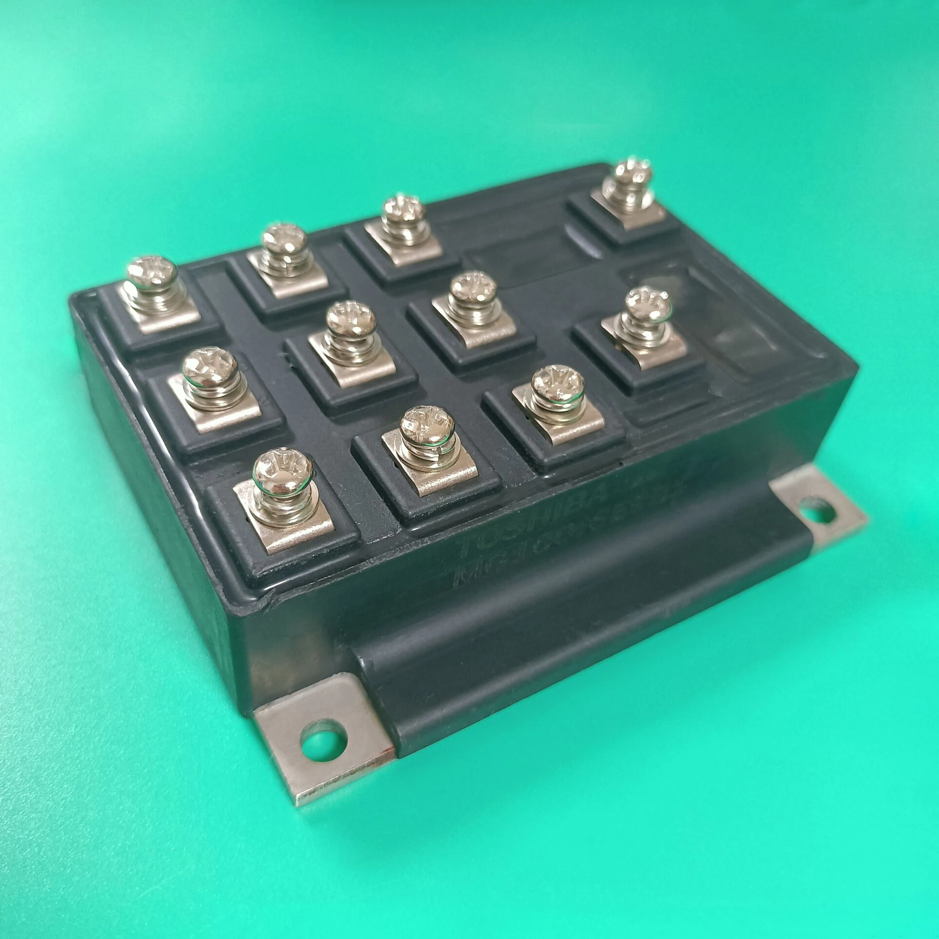 mg100j6es91-module-mg100j6es-91-n-channel-igbt-high-pwer-switching-motor-control-applications-mg100j6-es91-mg-100j6es91