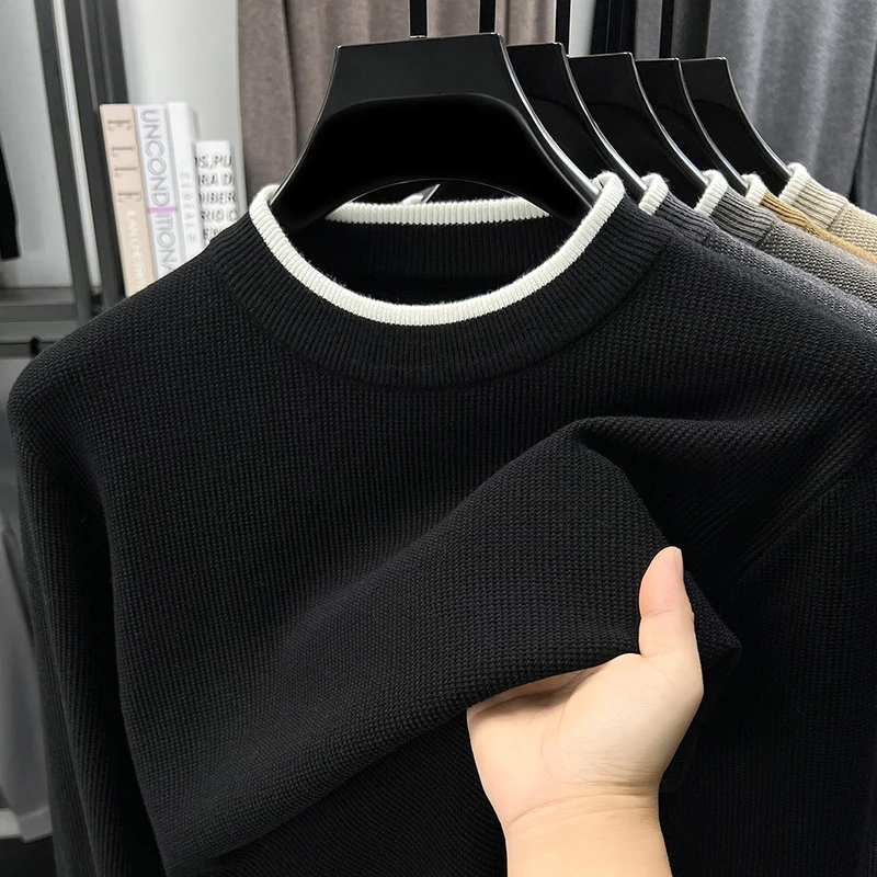 Personnalité Couleur unique hommes tricot col rond pull haute qualité lumière luxe nouveau mode confortable loisir pull