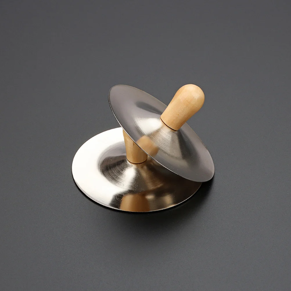 2 قطعة الصنج النحاسي مقبض خشبي معدني خفيف الوزن أداة قرع اليد لأداء موسيقى الرقص الشرقي