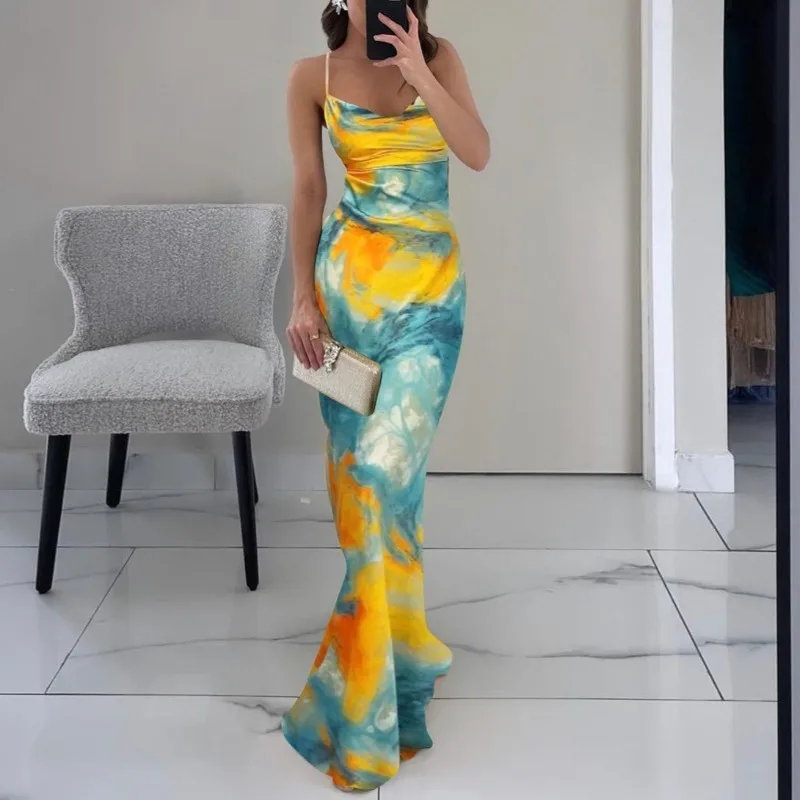 

2025 Summer New Women's Fashionable Temperament Printed Sexy Slim Fit Dress, Popular European and American Women's Clothing