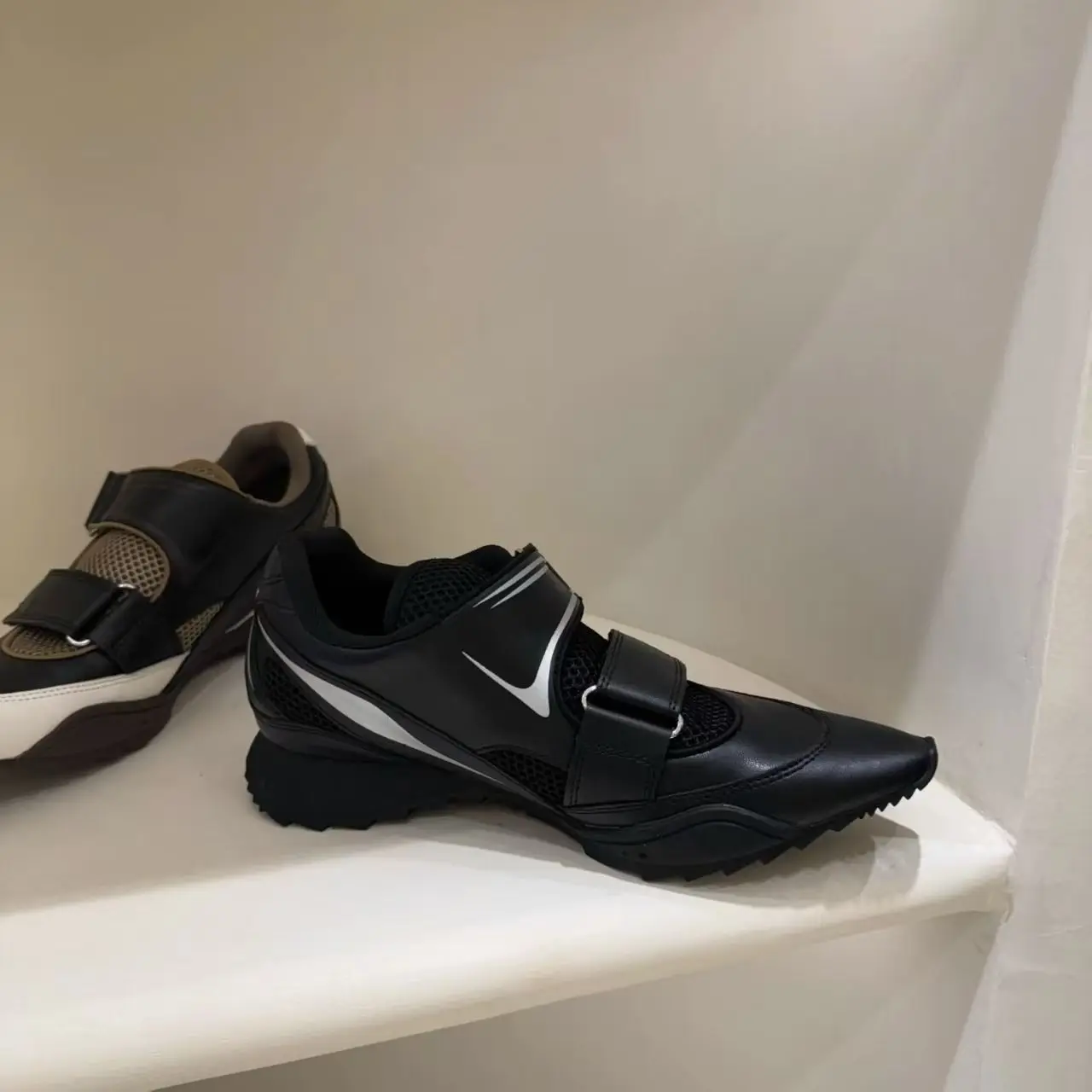 2025 Mens Classic Running Shoes Casual Sneakers - Marathon Jogging Trainers Women's