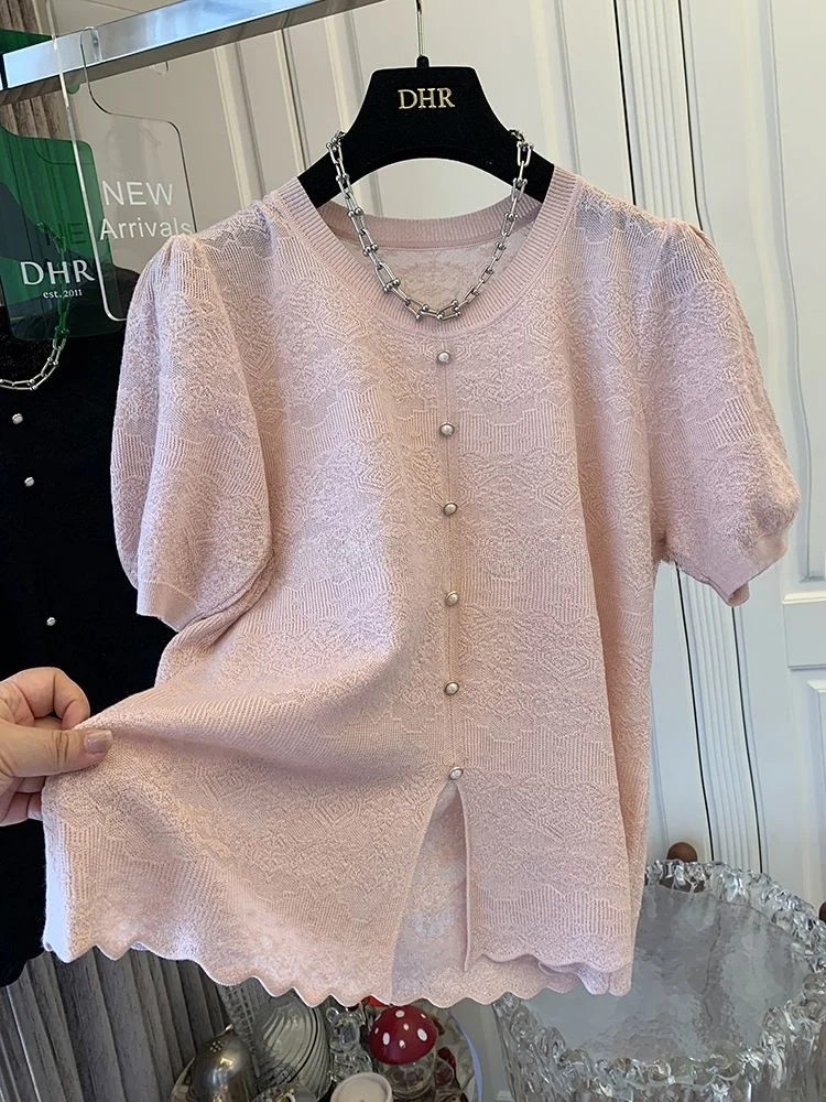 

Женский трикотажный топ больших размеров из ледяного шелка с кружевными вставками, разрезом и рукавами-фонариками, модный, высококачественный, с эффектом растворения на коже, с коротким рукавом.