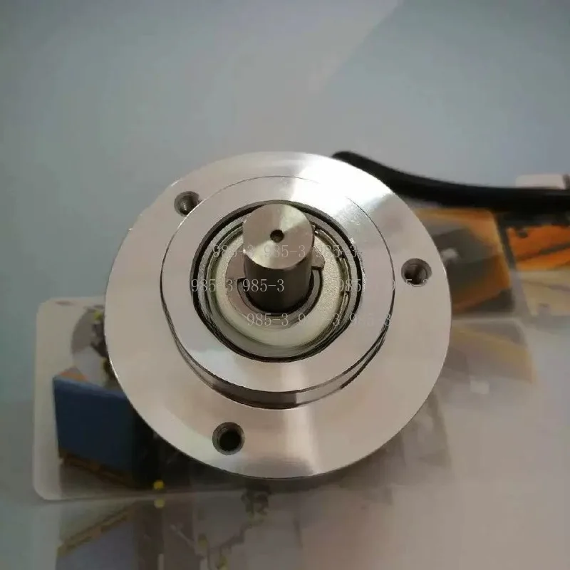 New Solid Shaft Incremental Encoder R58S-10C05L-1024BM1-2M 1024/1200PPR