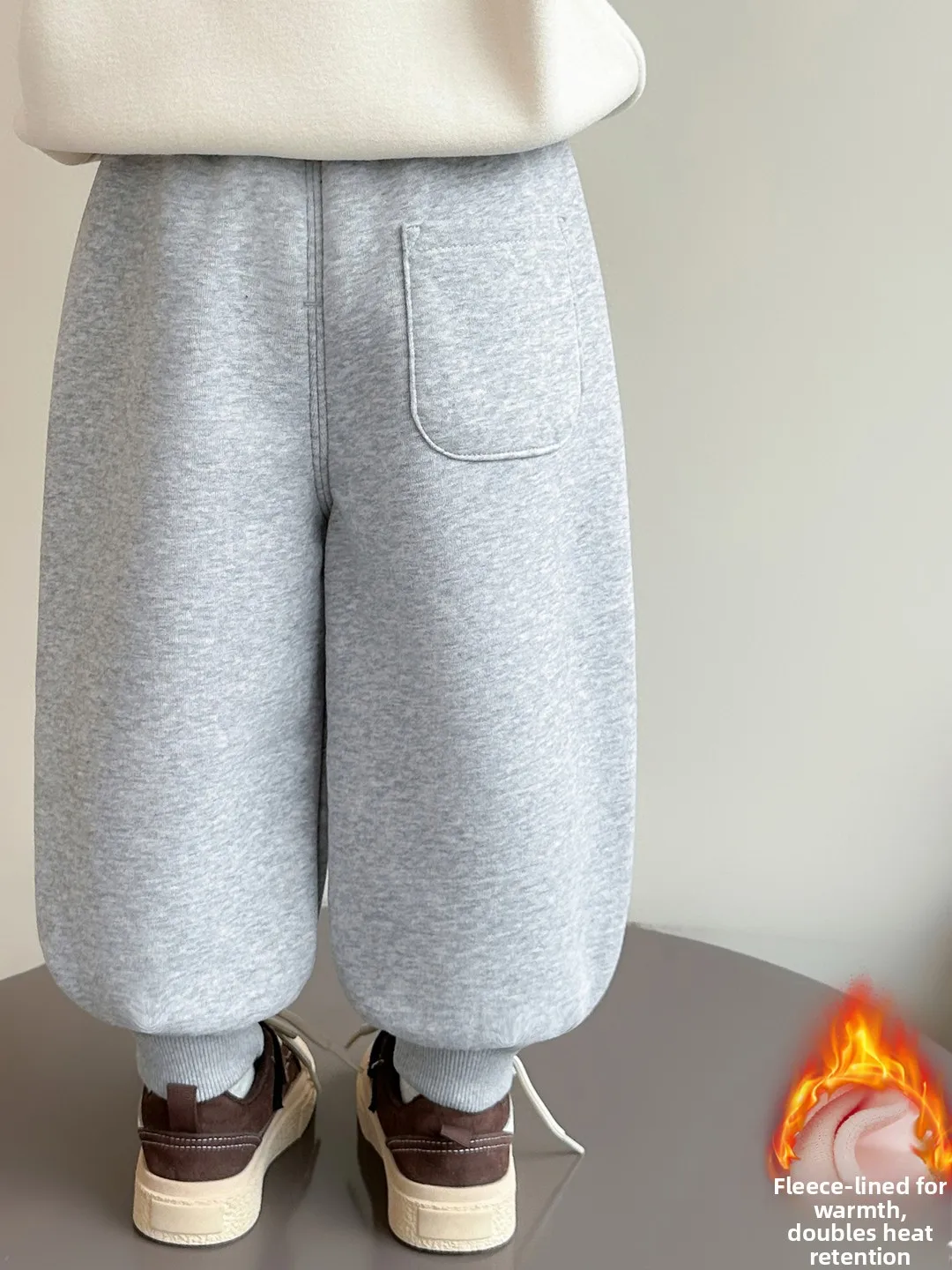 Trendige Fleece-gefütterte Freizeithose für Mädchen mit Cartoon-Print, hoher Taille, weitem Bein und langem Schnitt – Modische Herbst-Winter-Kinderkleidung