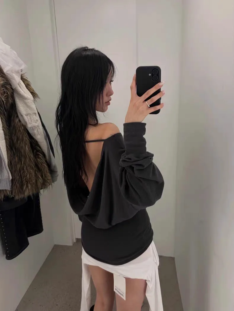 

Женская футболка с длинным рукавом, вырезом-лодочкой, открытой спиной, приталенная, с драпировкой, укороченная, в повседневном стиле, коллекция Весна-Лето 2026