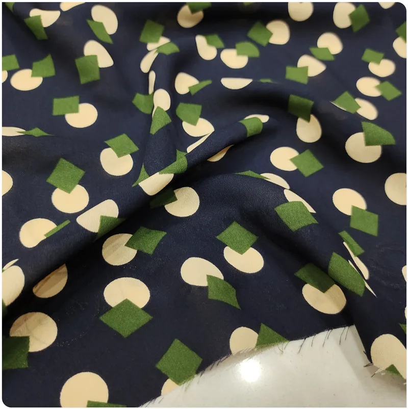 

Темно-синяя ткань из крепдешин из искусственного шелка - полиэстер с цифровым принтом и цветочным принтом, шифоновый текстиль W150см