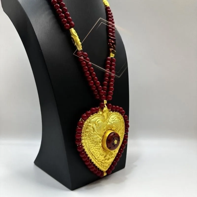 

Nepalese Ethnic Style Accessories Tibetan Gold-plated Necklace Heart-Shaped Fashion Tibetan Pendant Necklace