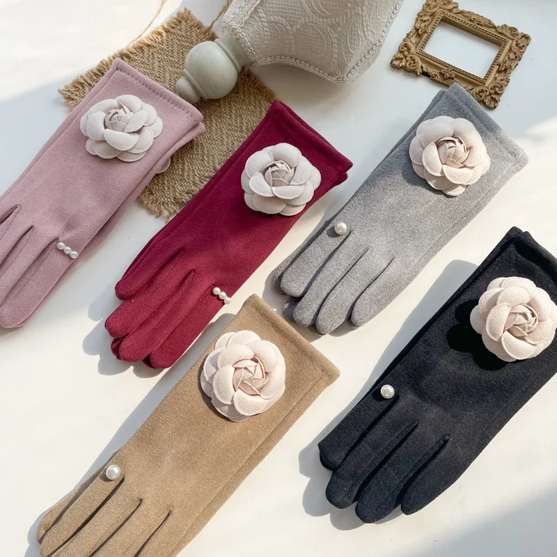 Fashion Elegant Rose Gloves for Women Flower Pearls on Wrist Plush Lining Woman Winter Gloves Gift