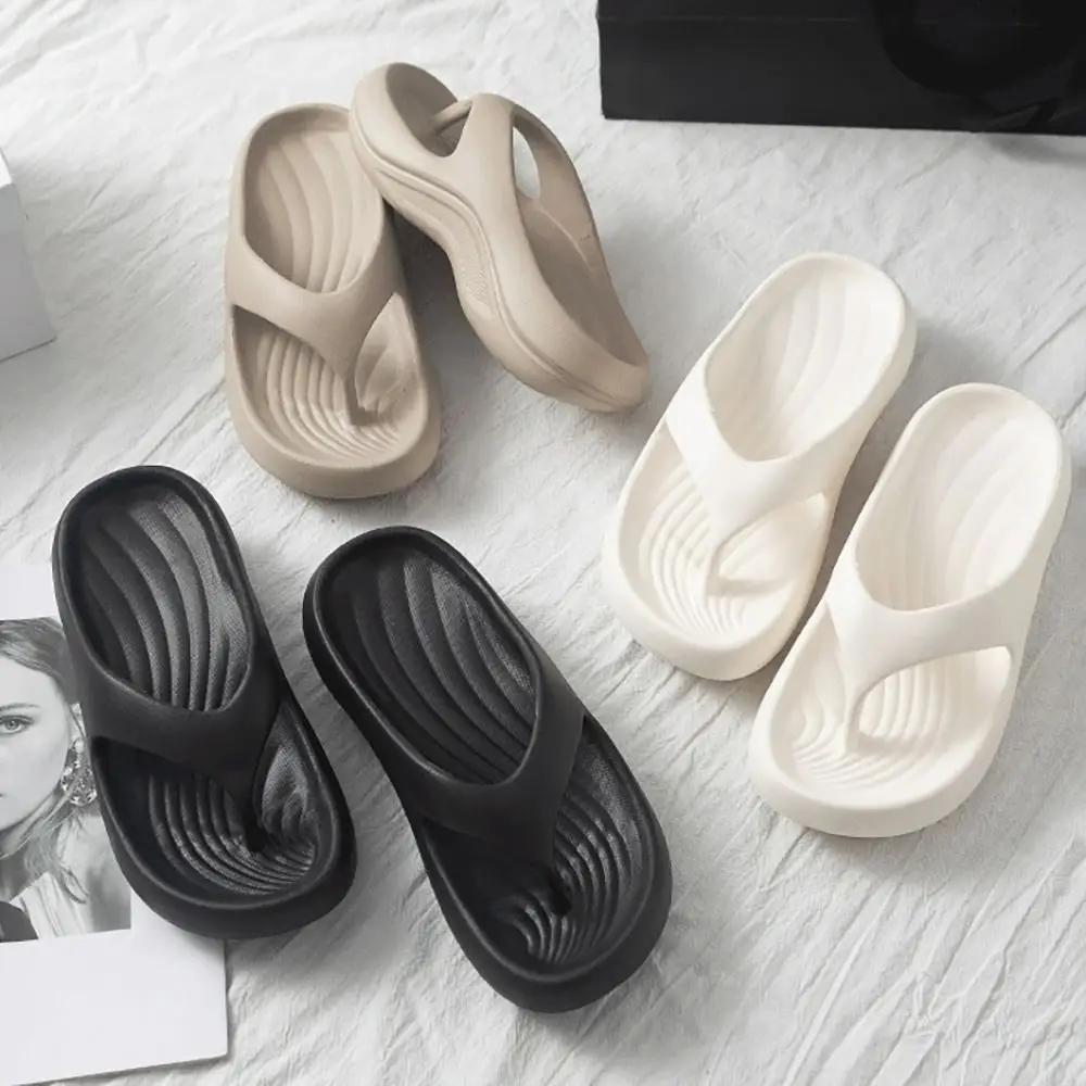 Trendy Anti Slip Flip Flops Breathable Thick Sole Elevator Shoes Comfortable Waterproof Beach Sandals for hotel outdoor wear