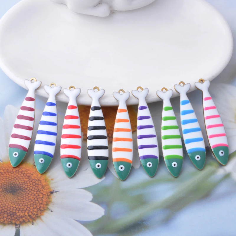 6 Stück Kupfer beidseitig emaillierte niedliche Fischanhänger, gestreifte Fische, lange Halskette für Damen, Armband, Anhänger, DIY-Schmuckzubehör – Detail 1