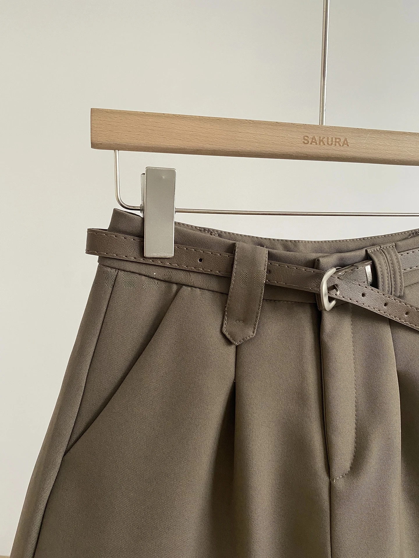 Gray Suit Short Pants Women's High Waist Slim A-Line Wide Leg Pants Small Size Casual Pants Boot Pants Autumn 2026 New Arrival