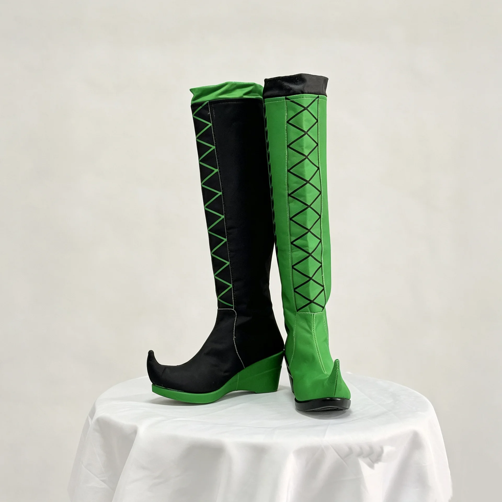 bottes-de-cirque-freak-pour-halloween