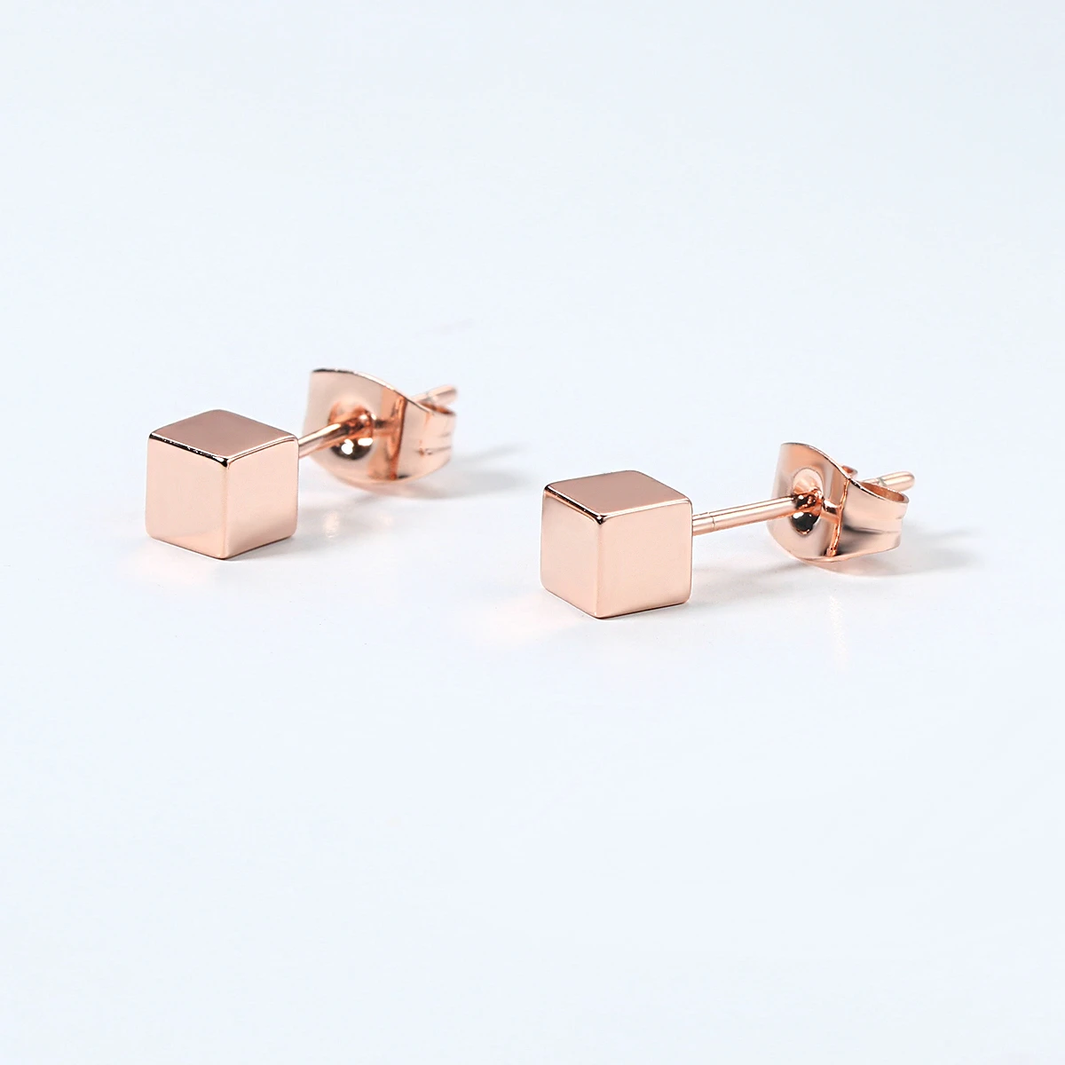 Simple Cute Cube Shaped Geometric Stud Earrings For Women Rose Gold Color For Female Daily Party Gift Fashion Jewelry E536