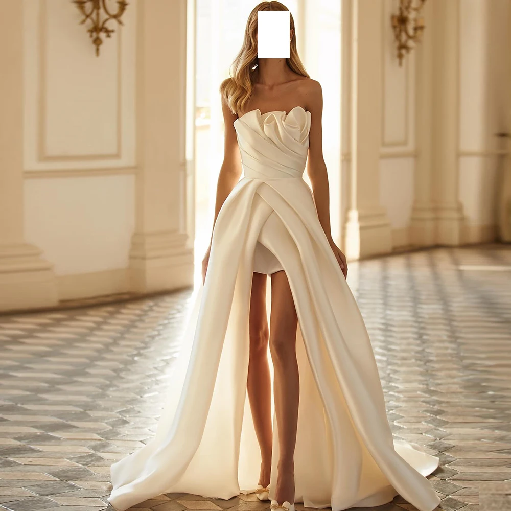 

luxury Strapless Sleeveless Court Train Wedding Dress Simple Floor-Length Open Back Jersey Pleat A-Line Vestido De Novia