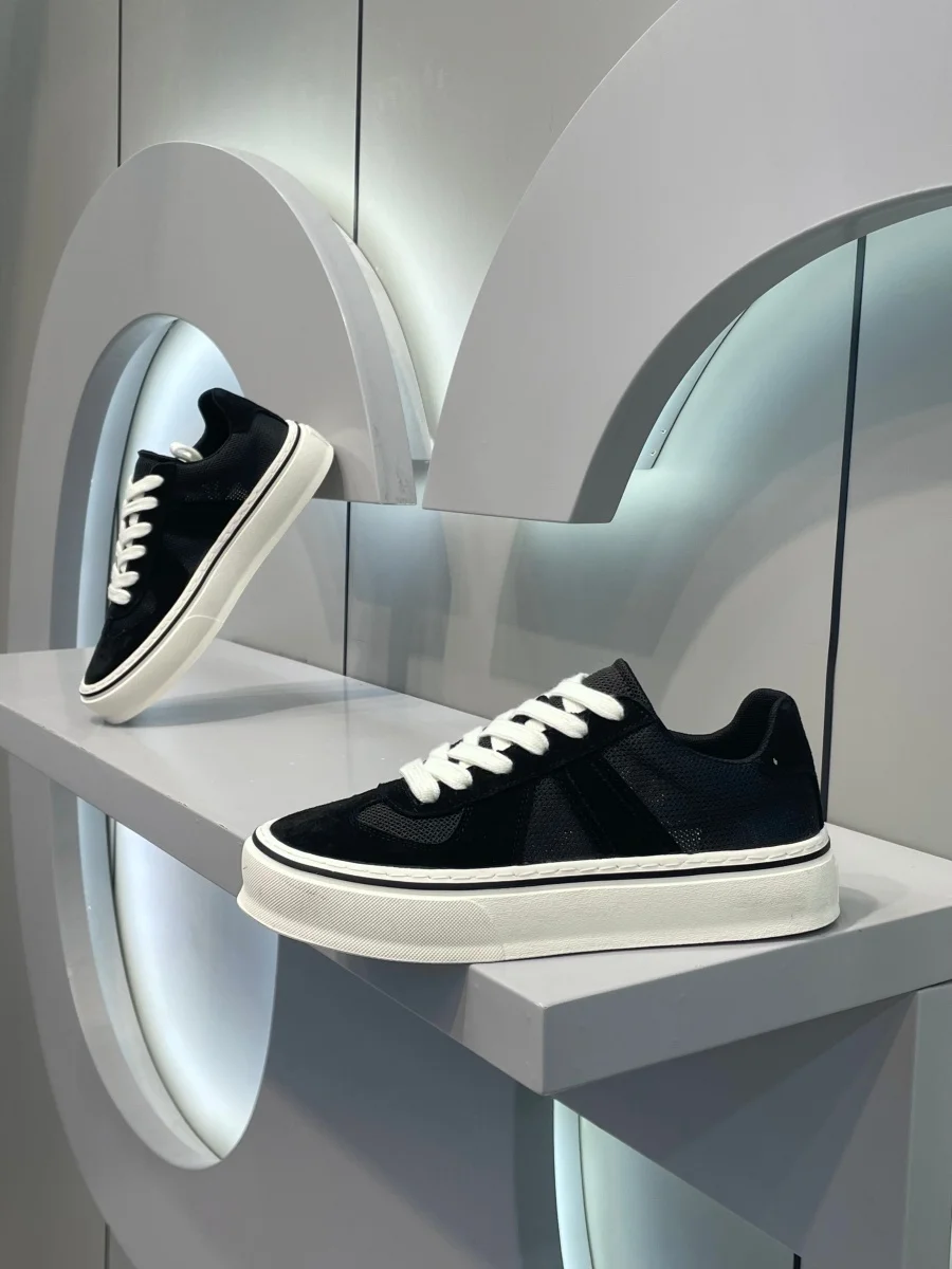 scarpe-da-uomo-trendy-2026-nuove-estive-traspiranti-con-fondo-morbido-sportive-casual-nere-versatili-comode-con-fodera-in-mesh-slip-on