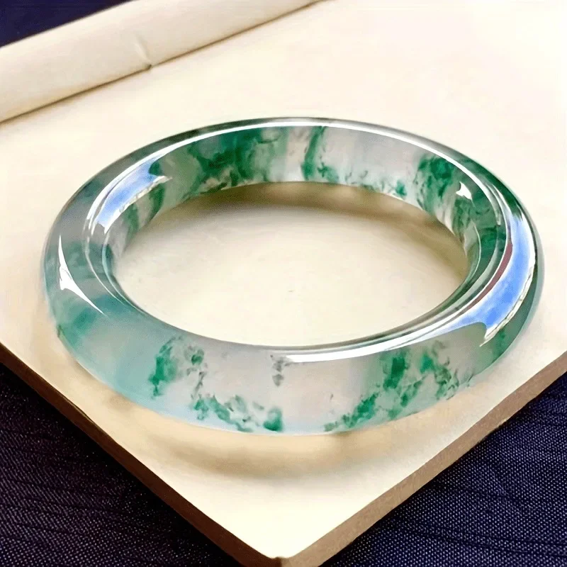 

Natural Ice Flower Bracelet Ice Transparent Atmosphere Classic Style Bracelet