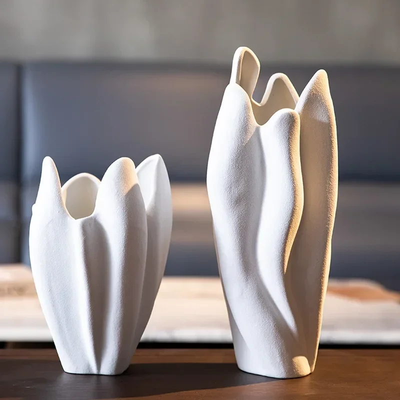 

X20Ceramic Vase Irregular Pleated Scrub Ceramic Handicraft Flower Vase Floral Arrangement Accessories Terrarium Home Decoration