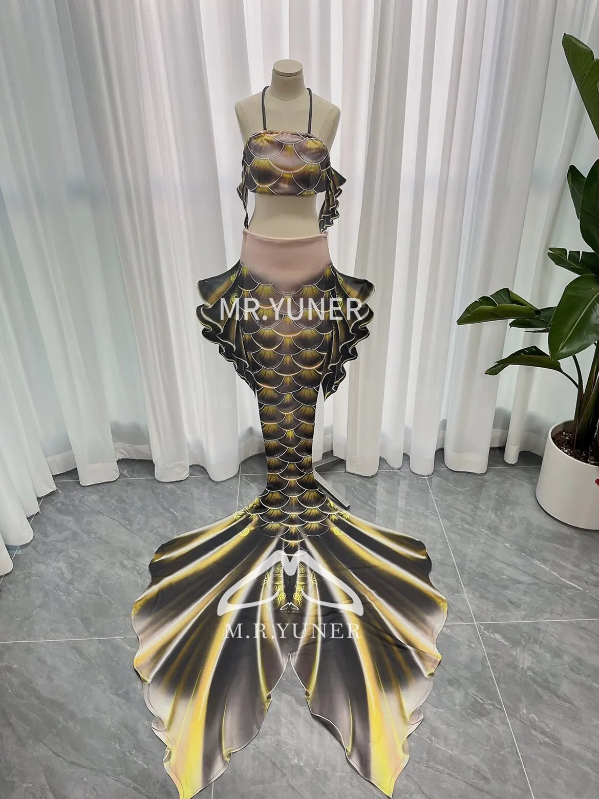 Original Big Tail Country Style Mermaid Tail Aquarium Free Diving Training mahina Big Tail Mermaid cosplay costume