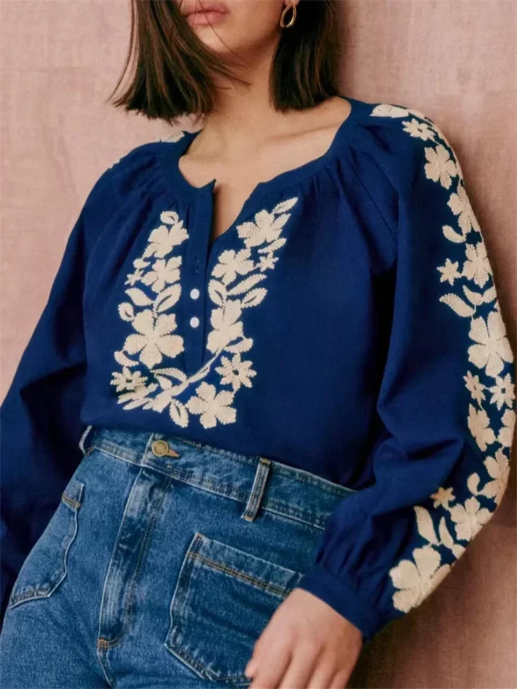 Women Front Buttons V-Neck Blouse Lady Vintage Long Sleeve Shirt Three-Dimensional Floral Embroidery Tops Early Autumn