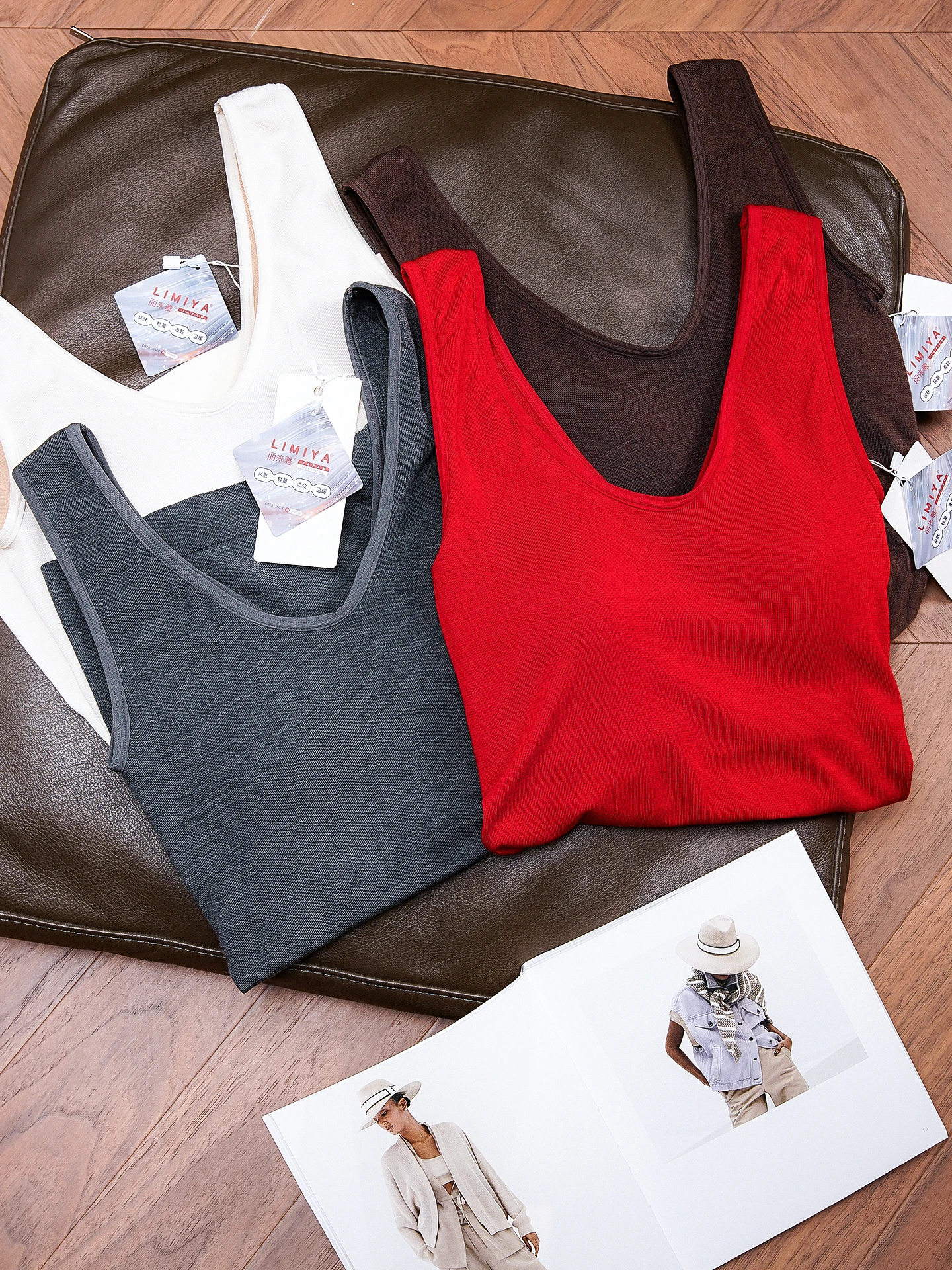 

Faionable Slim Fit V-Ne Жилет с нагрудником Плоский слой Sle Универсальная сексуальная женская внутренняя одежда Майка для поездок на работу Sle Teaded