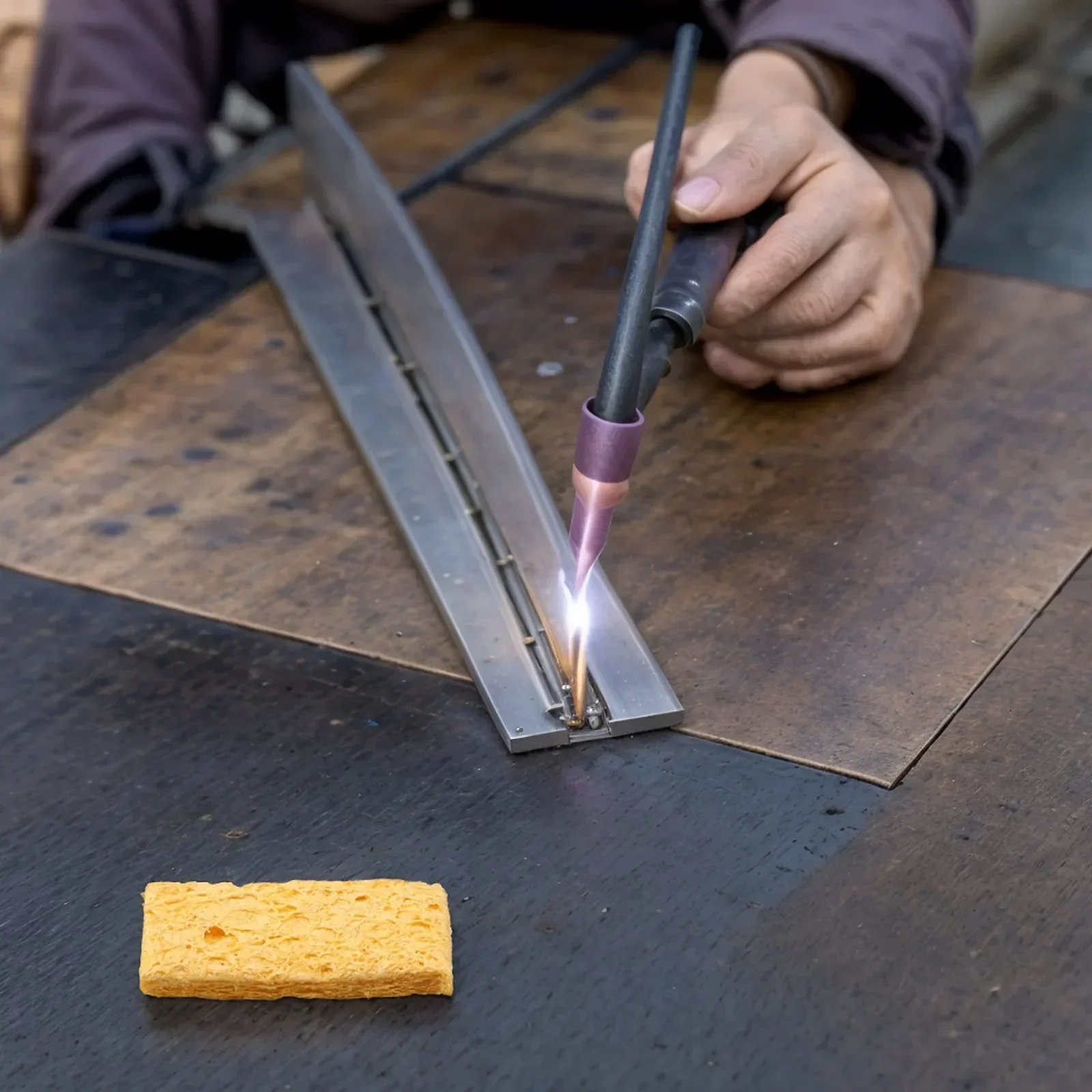 Support de fer à souder, taille compacte, facile à assembler, léger, portable, base sécurisée, support stable