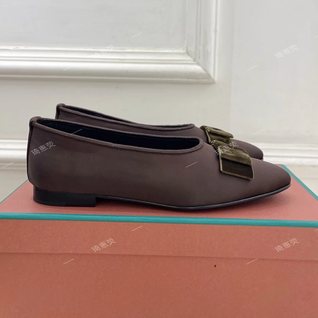 Retro-Style Slip-On Leopard-Print Low-Rise Pumps With bow Detail 2026 New Arrival—Comfortable Flat granny Shoes Sapato Feminino