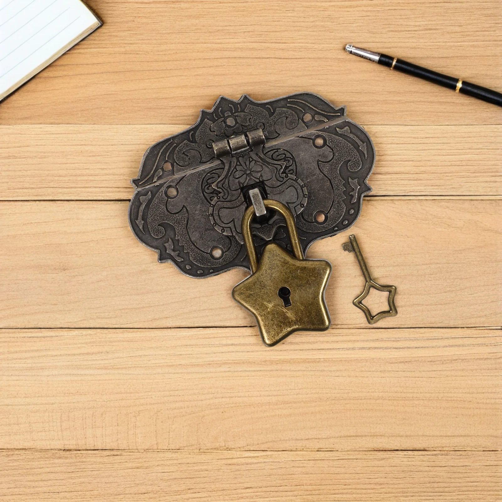 

2pcs Vintage Metal Lock Zinc Alloy Hasp Latch For Jewelry Box Wood Case Cabinet Outdoor Padlock Small Locking Buckle Hardware