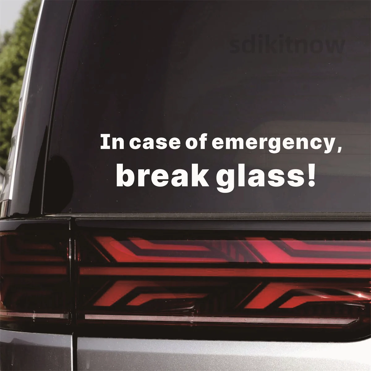 2pcs/lot Vinly Sticker In case of emergency break glass Car Window Body Decal For BENZ AUDI RENAULT MINI BMW Bentley KIA TOYOTA