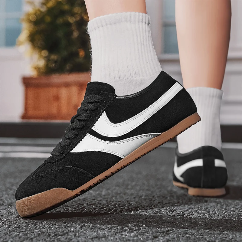 

2025 New Men's Board Shoes,sneakers,skate shoes,Casual Shoes Cushioned Daily Wear Outdoor Non-Slip Elegant Travel Lightweight