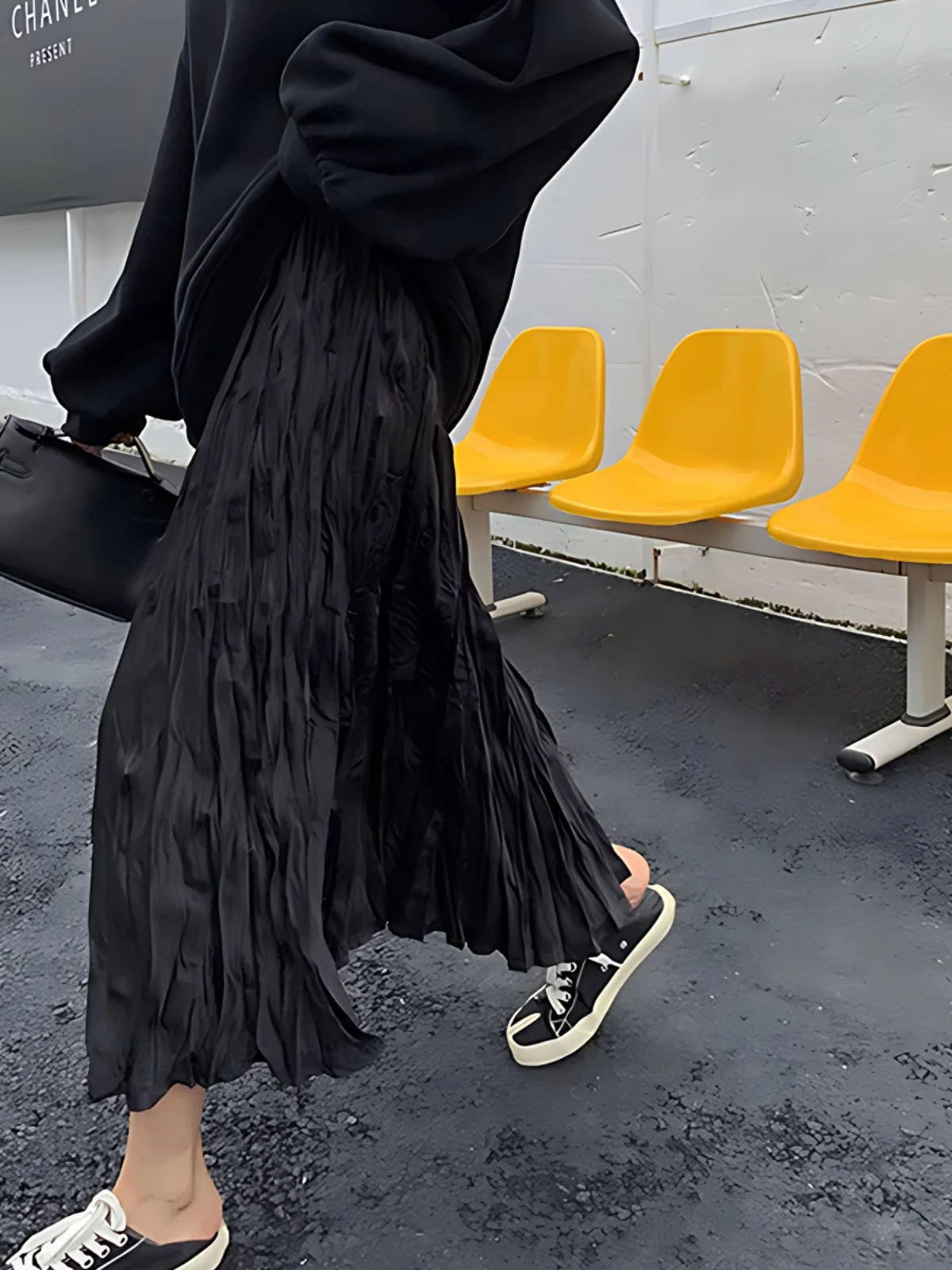 

High Waist Asymmetrical Black Pleated A-Line Skirt Women's Autumn 2023 New Style Slimming Midi Skirt Polyester Fabric