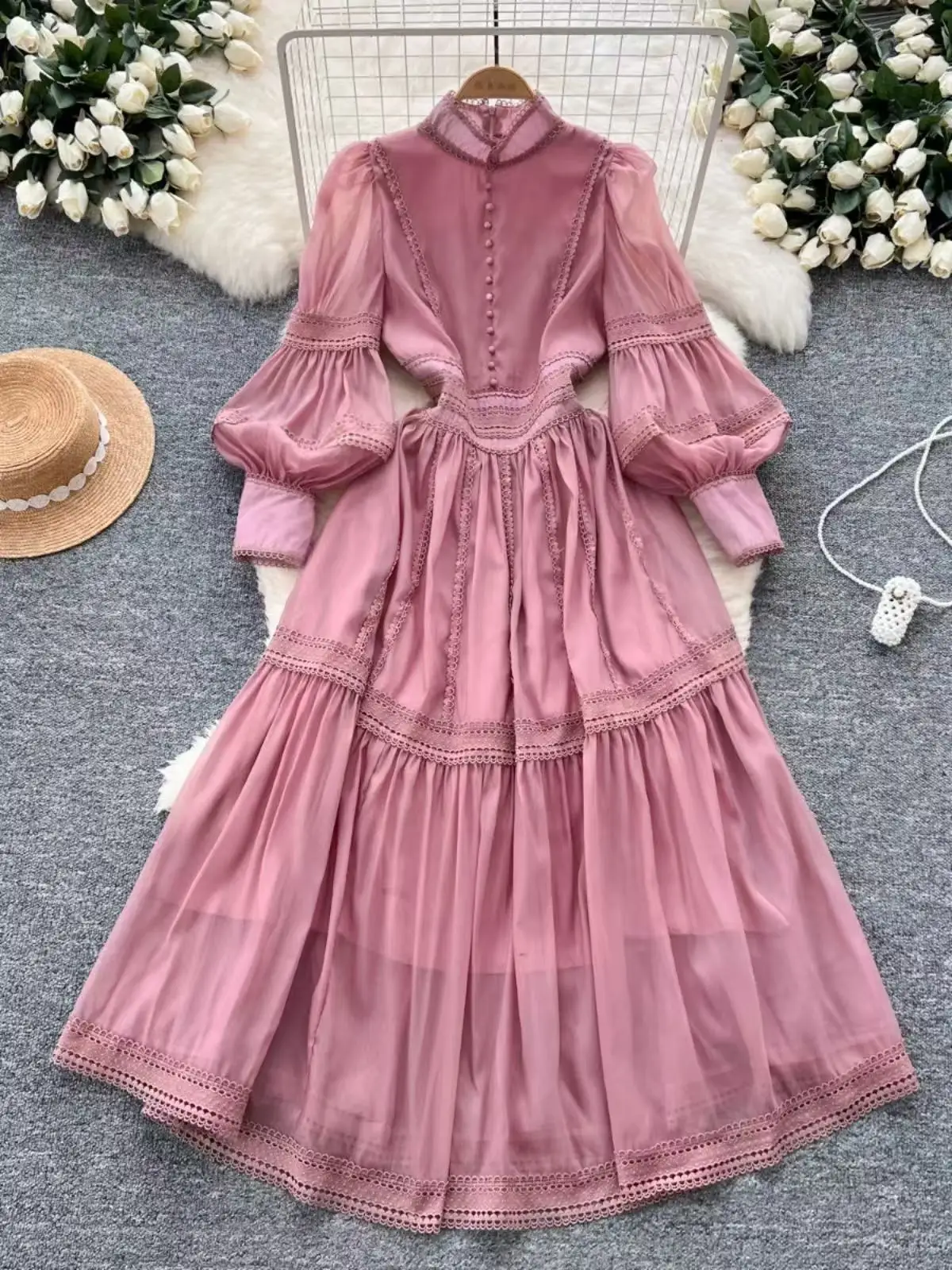 Palace Style For Women Autumn French New Vintage Stand Collar Puff Sleeved Lace Splicing Waist Cinching Big Swing Long Skirt