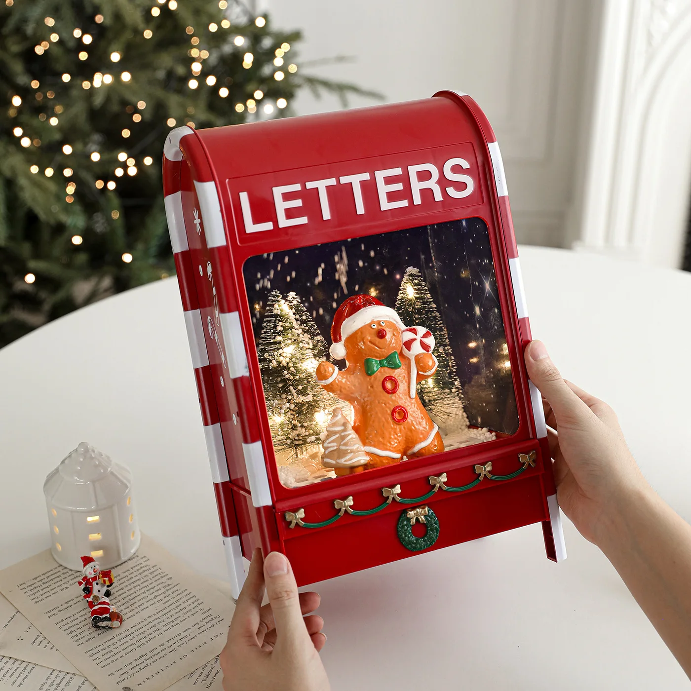 Christmas mailbox American cartoon plastic ornament Santa Claus decoration electric music snow snow mailbox