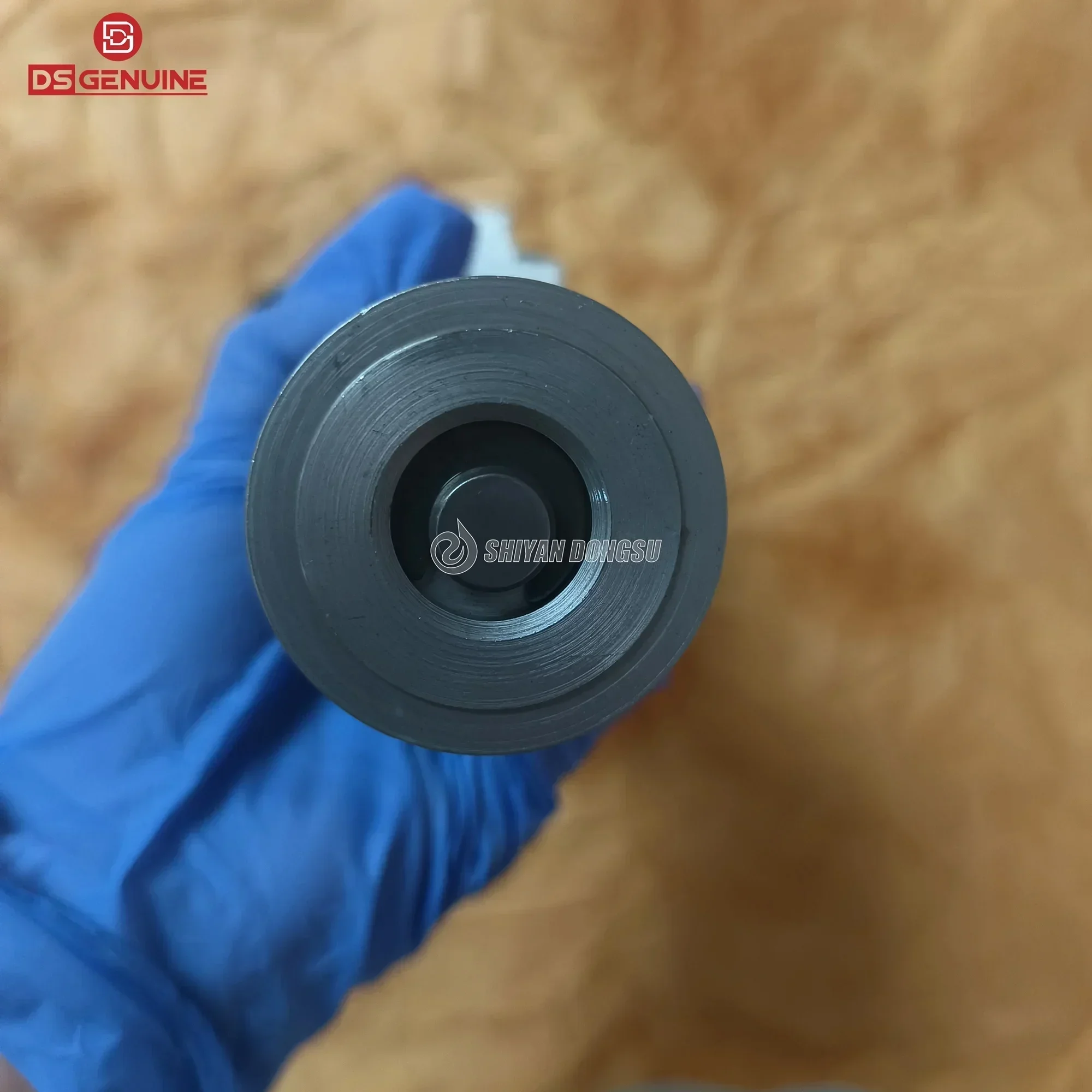 Factory DSGENUINE High Quality New MX13 Fuel Injector  Pump Unit Injection Pump 1827043 1861200