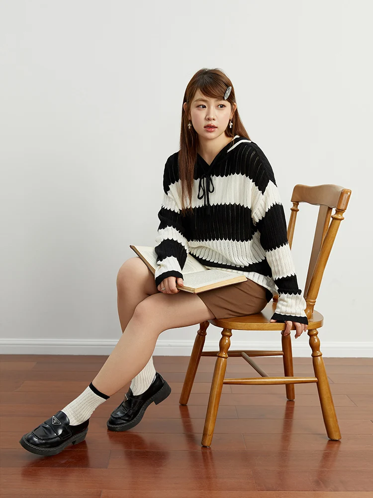 DUSHU Hooded Stripe Loose Sweater Women\'s Knitwear Autumn 2023 New Lazy Sweater Women Loose Casual Black White Sweater