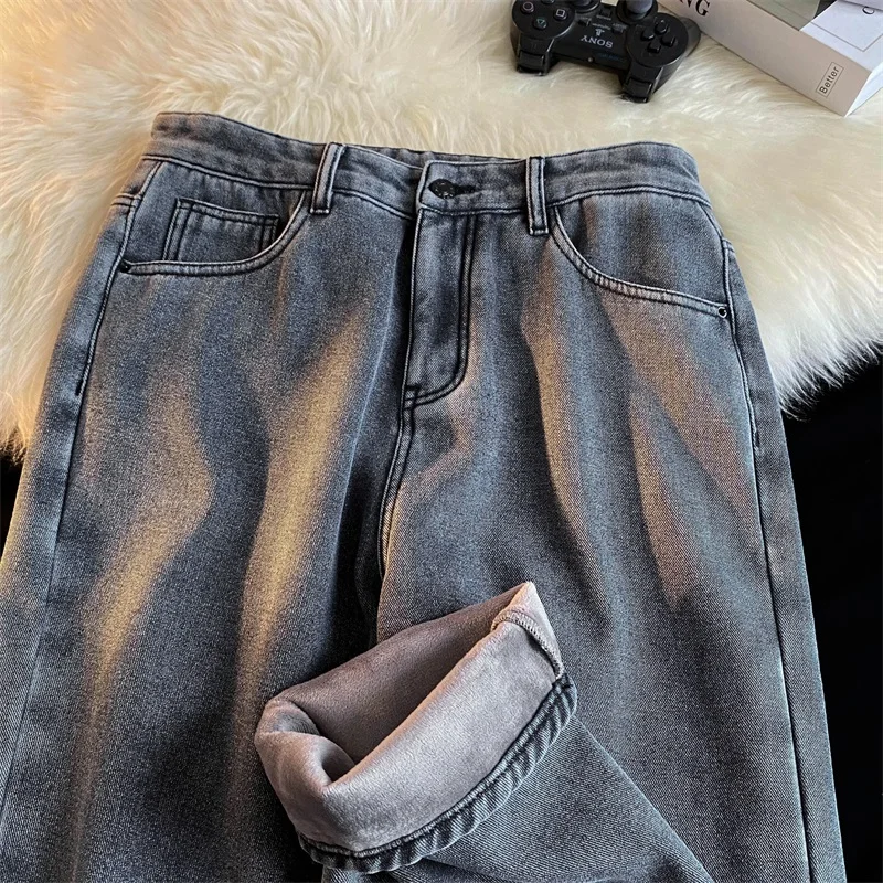 

Ретро-джинсы в американском стиле для мужчин: модные прямые и широкие брюки для весны-осени и осени-зимы.