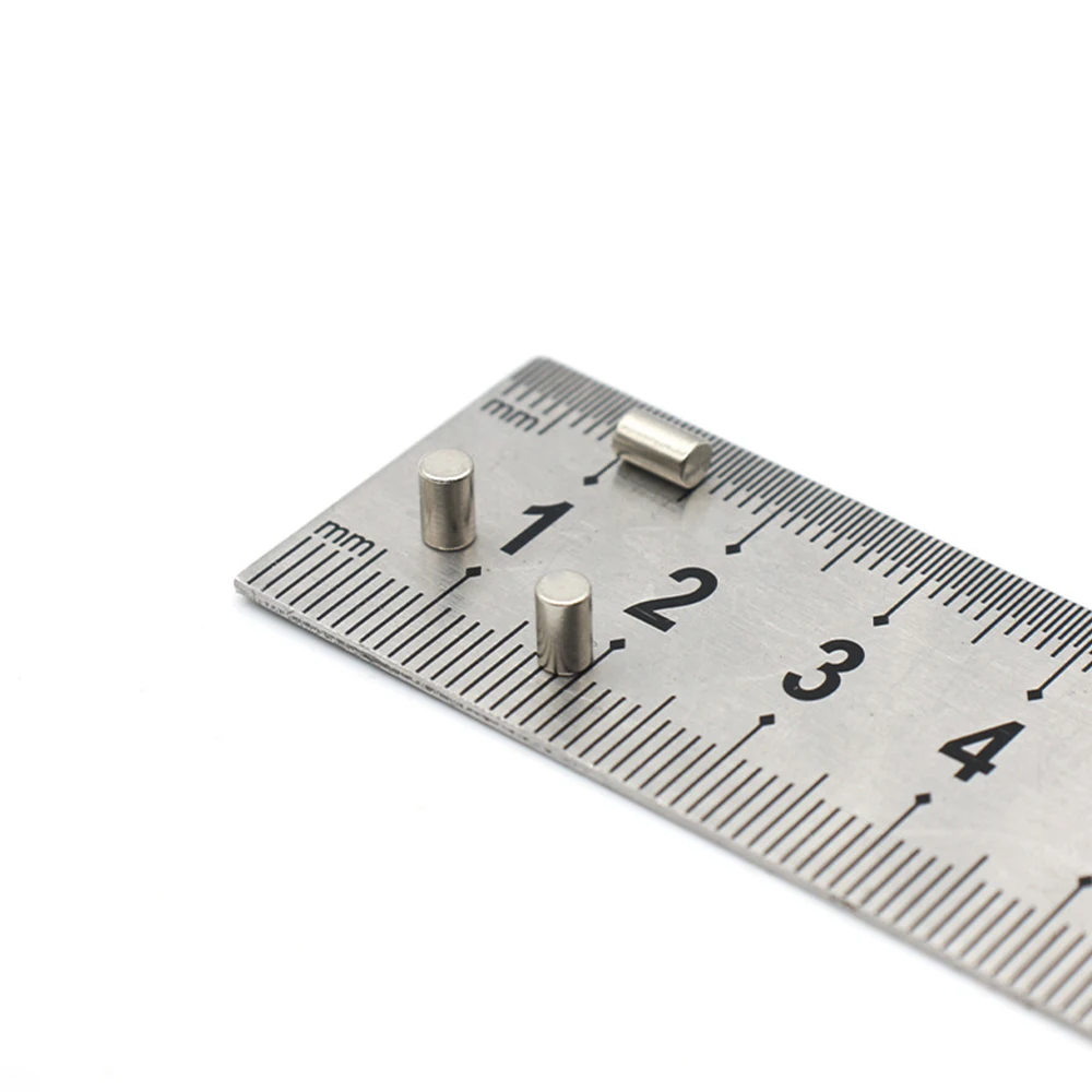 N52 3x5 3x2 3x6 3x8 3x10 3x3 3x4mm Neodymium Refrigerator tiny sylinder Disc Craft Ebike Magnets Whiteboard Customised Diy