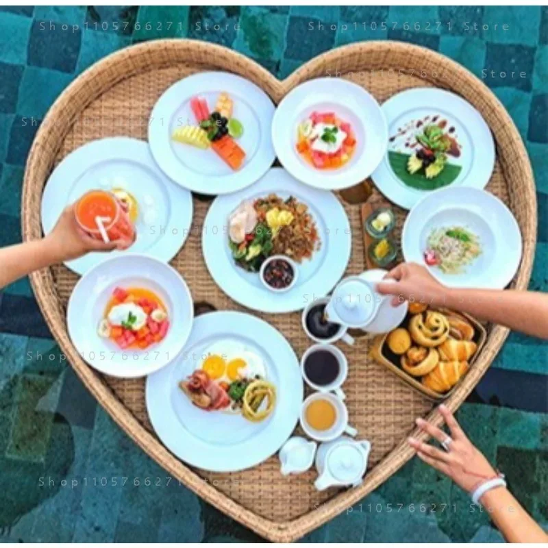 Round rattan heart-shaped basket Water floating tray B & B Hotel Villa Swimming pool Dining plate