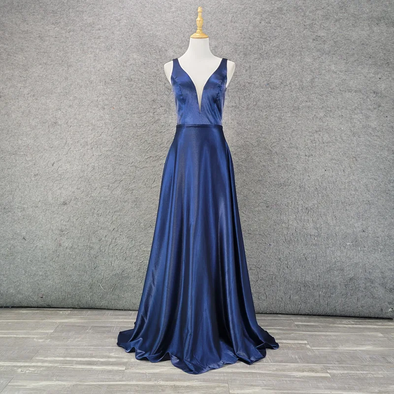 

Deep ShouldersVSexy Temperament Formal Socialite Catwalk Long Big SwingAEvening Dress Host Performance