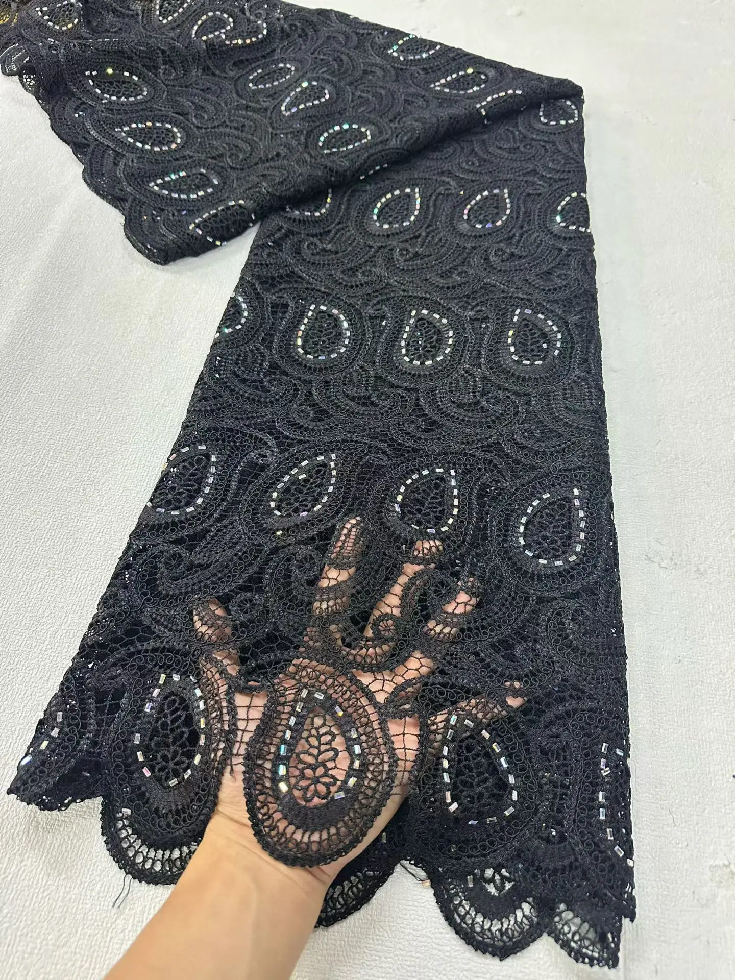 

Африканское кружево с вышивкой стразами, хлопковая ткань на метры, новинка, водорастворимое, для свадебных платьев, тюль, высокое качество, 5 ярдов