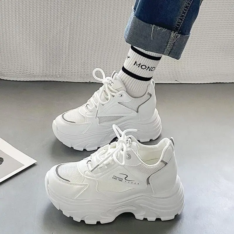 2026 Spring Autumn Female Concealed Elevator Clunky Shoe Ventilated Woven White Everyday Lightweight Tough Footwear
