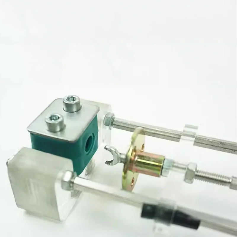 

Инструмент для быстрого соединения нейлоновых топливных шлангов: для слива, изготовления и формовки шлангов для мочевины/газа