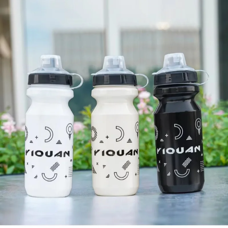 Senza BPA e BPS Bottiglia d'acqua per bicicletta da 630 ml Bottiglia da ciclismo da 630 ml Bollitore per bicicletta Sport all'aria aperta Brocca per bevande Borraccia da ciclismo