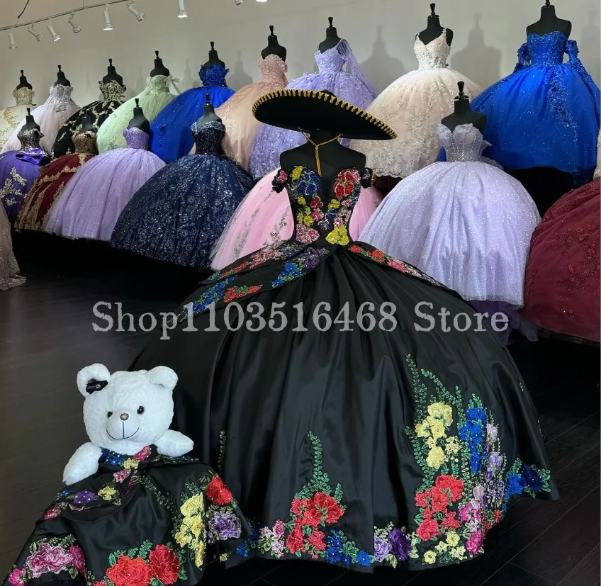 Mexican Princess Quinceanera Dresses2024 Black Off Shoulder 3D Floral Embroidery Chapel Train فساتين سهره نسائيه فخمة