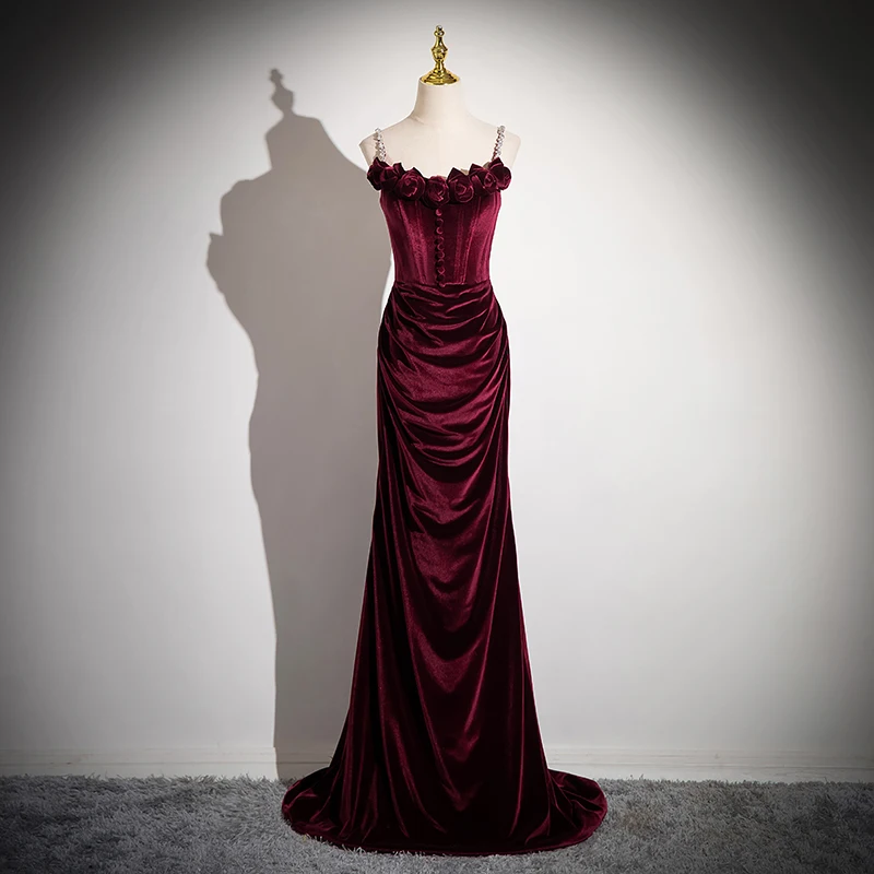 

Wine Red Evening Dress 2025 Light Luxury Spaghetti Strap Prom Dresses Velvet With Rose Flowers Mermaid Dress Vestido De Novia